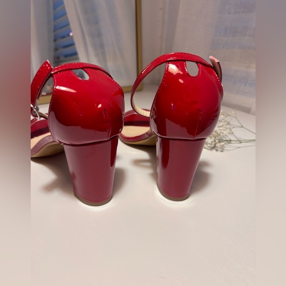 Open Toe Crisscross Straps High Heel - Picture 3 of 8